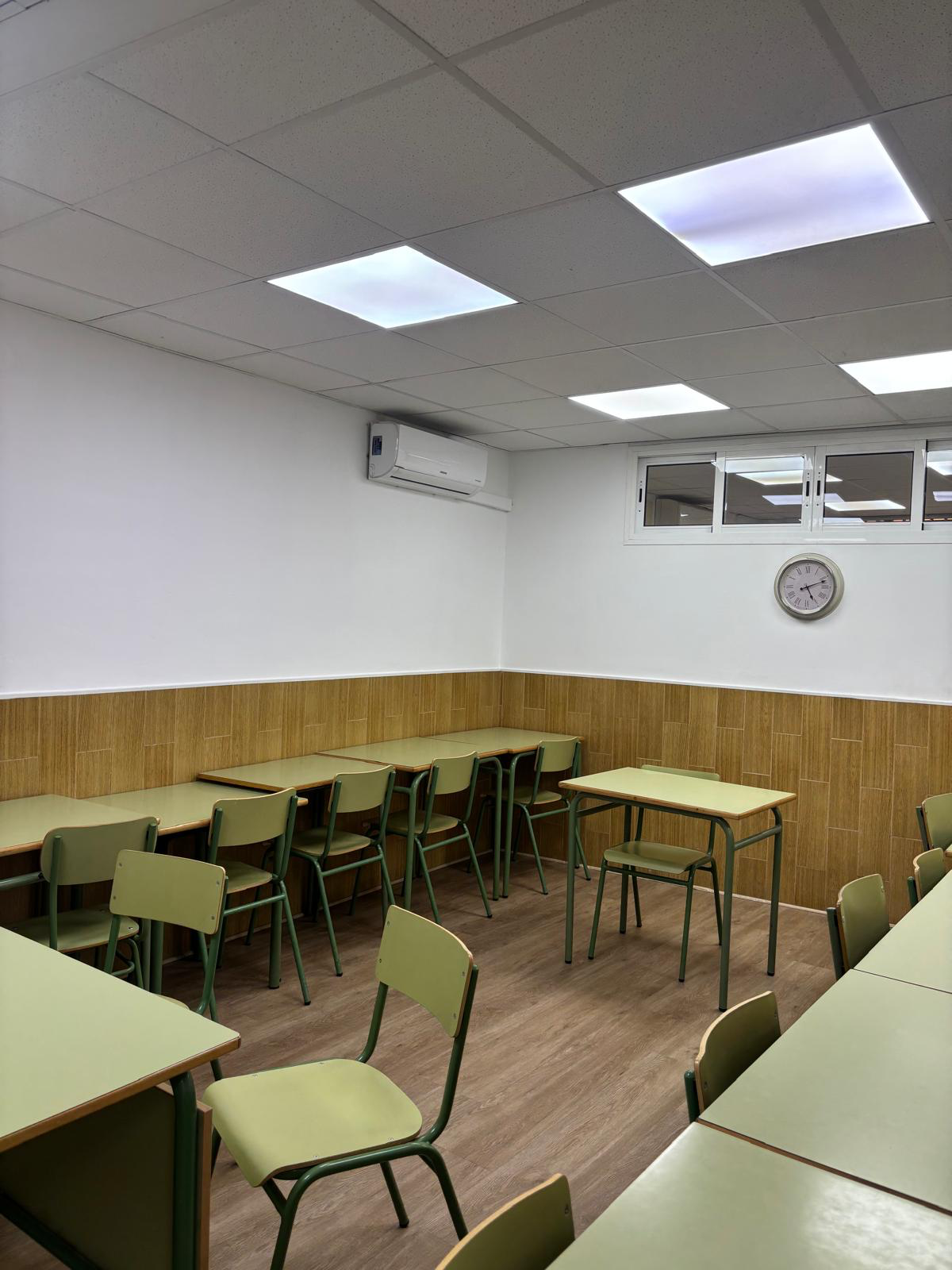 Aula disponible para alquiler